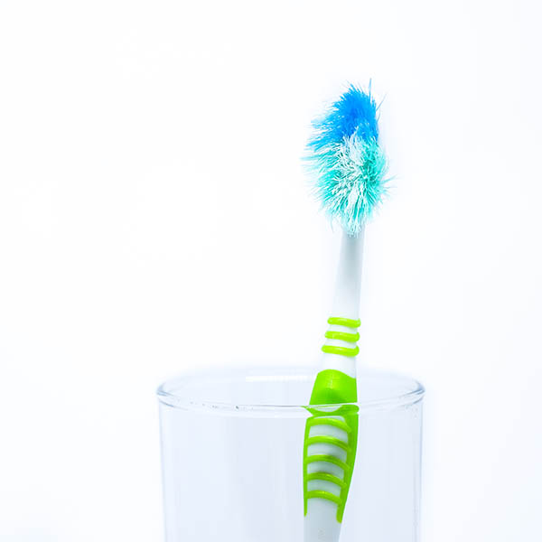 Potential Uses For An Old Toothbrush Shine