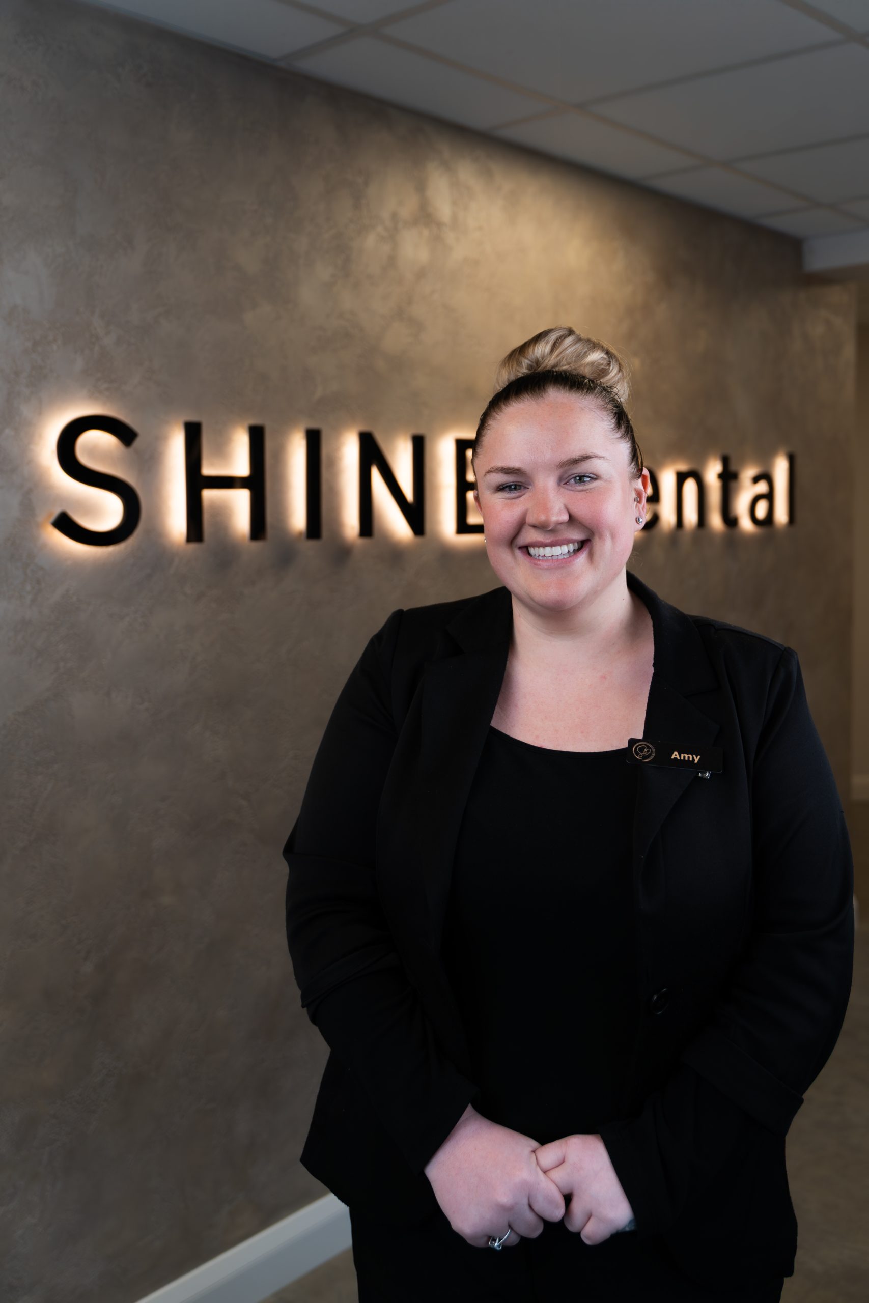 Team : Shine dental
